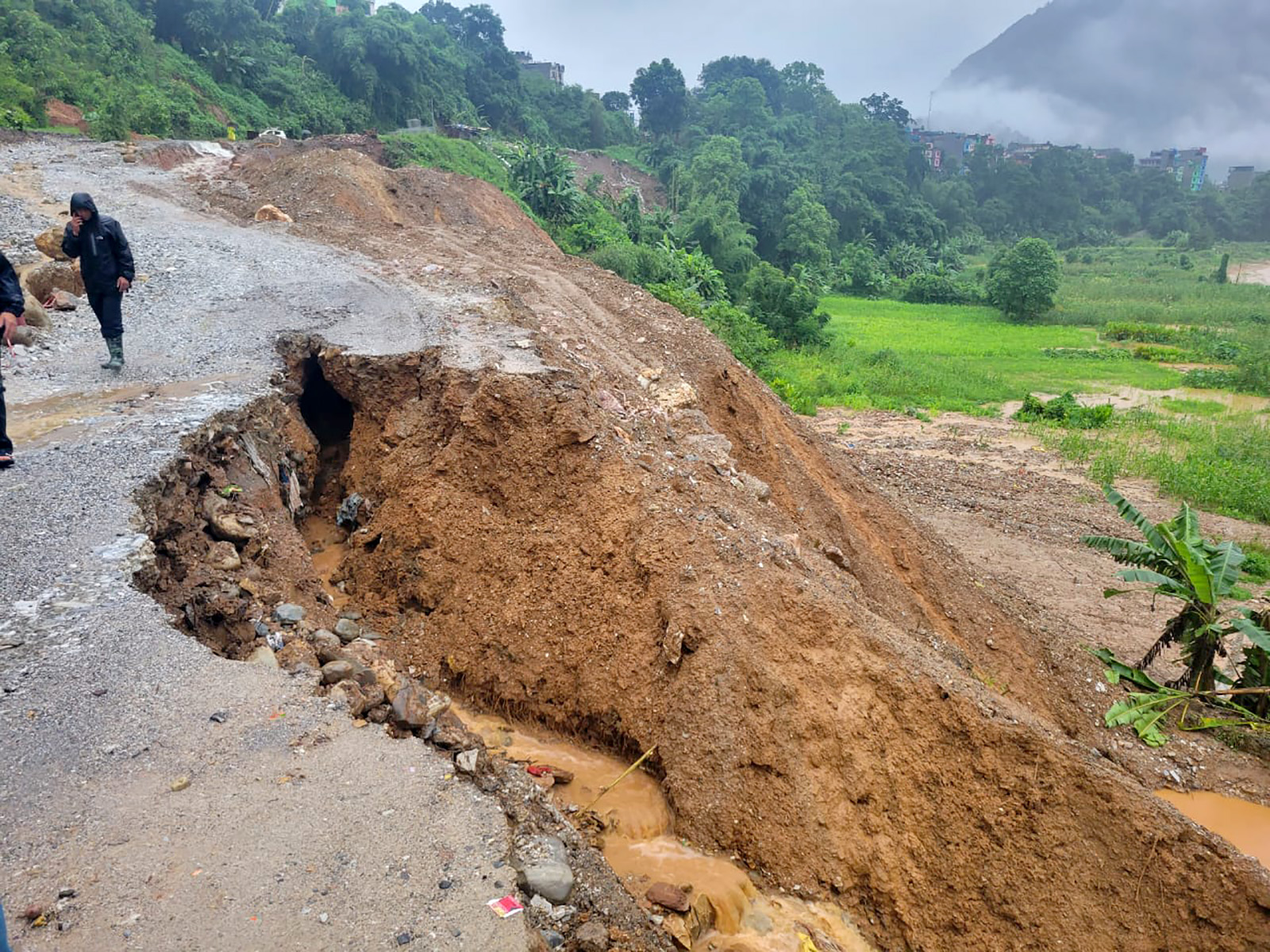भीषण वर्षाका कारण देशभर बाढीपहिरोले ९ जनाको मृत्यु, ६ बेपत्ता