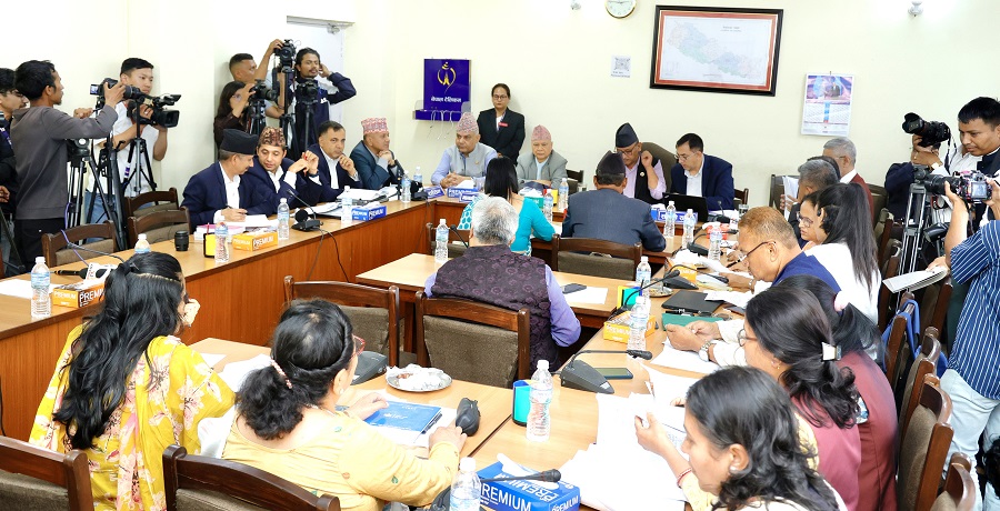 शिक्षकको कार्यसम्पादन मूल्यांकन अंक ८० मा झार्ने सहमति, बढुवा तीन आधारमा हुने